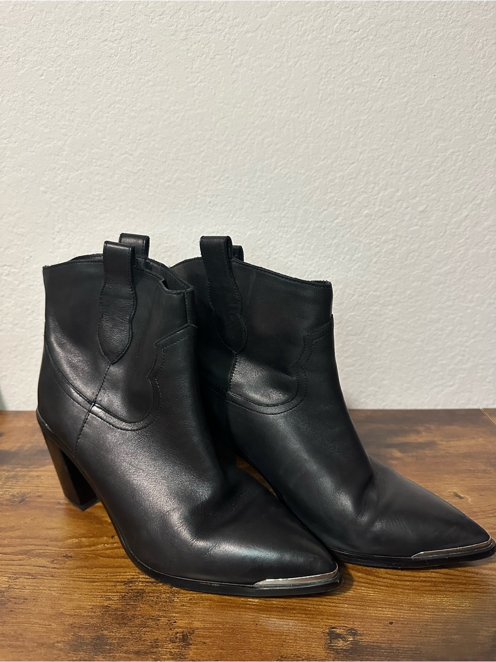 Steve Madden Black Leather Pointed Western Ankle Boots with Metal Toe Accent